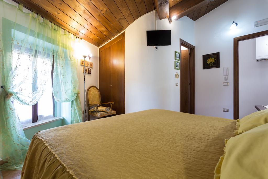 אסיסי Bed And Breakfast A Casa Delle Fate מראה חיצוני תמונה