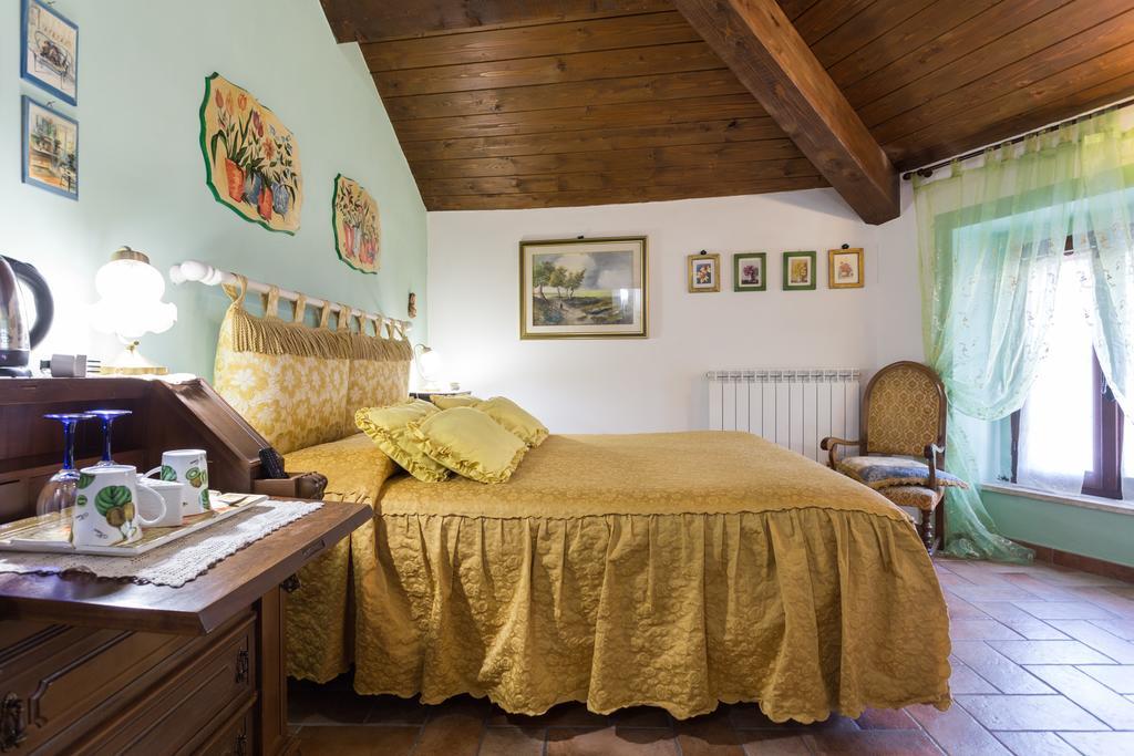אסיסי Bed And Breakfast A Casa Delle Fate מראה חיצוני תמונה