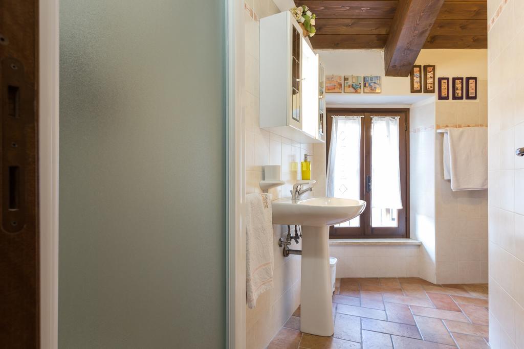 אסיסי Bed And Breakfast A Casa Delle Fate מראה חיצוני תמונה