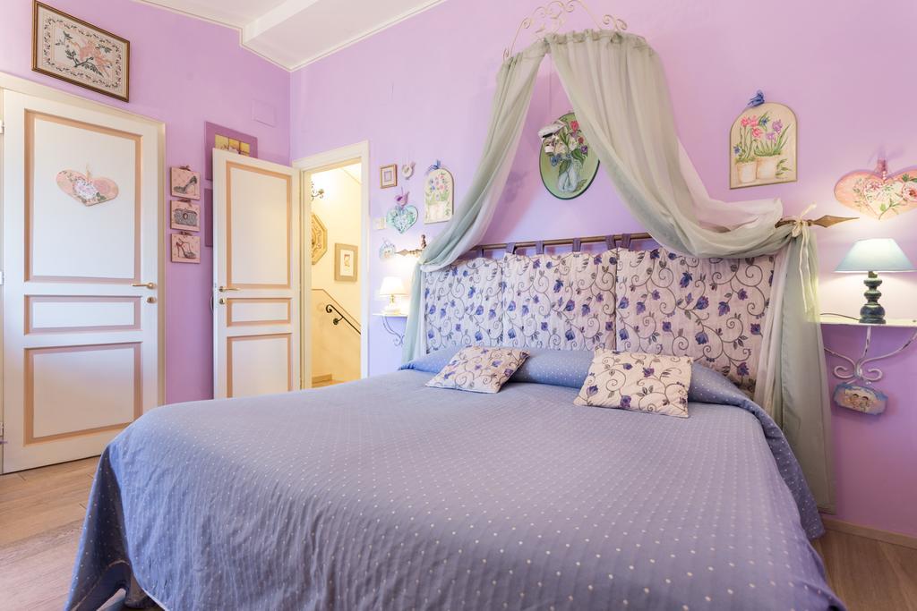 אסיסי Bed And Breakfast A Casa Delle Fate מראה חיצוני תמונה
